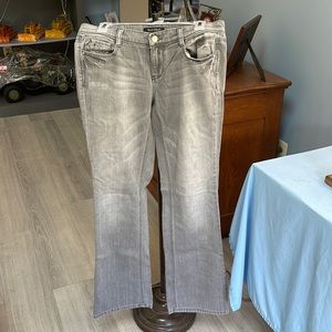 White House / Black Market Size 6 Light Grey Jeans!